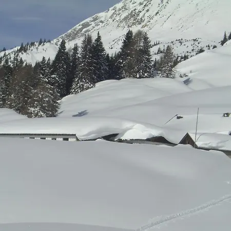 Landhaus Falch Apartment Sankt Anton am Arlberg